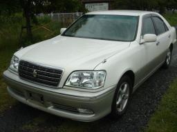 Picture of TOYOTA Crown R Saloon Premium