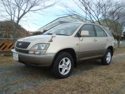 Picture of TOYOTA Harrier 3.0 Four S package