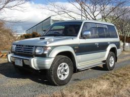 Used Mitsubishi PAJERO