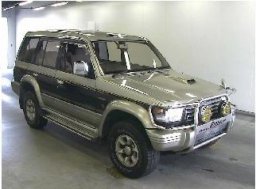 Used Mitsubishi PAJERO