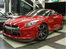 Used Nissan GT-R