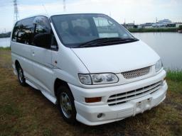 Used Mitsubishi DELICA SPACE GEAR