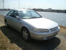 Used Toyota Camry Gracia