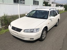 Used Toyota Camry Gracia