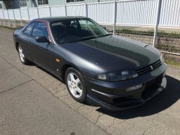 Used Nissan SKYLINE