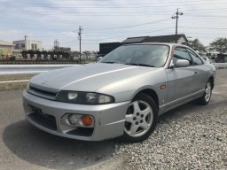 Used Nissan SKYLINE