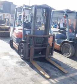 Used Toyota FORKLIFT