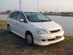 Used Toyota Nadia