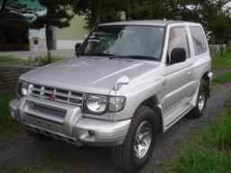 Used Mitsubishi PAJERO