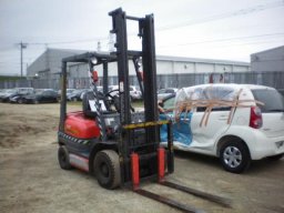 Used Toyota FORKLIFT