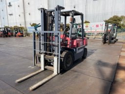 Used Nissan Forklift