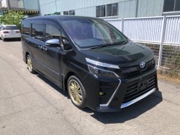 Used Toyota Voxy