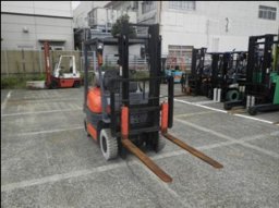 Used Toyota FORKLIFT