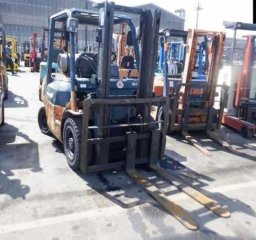 Used Toyota FORKLIFT