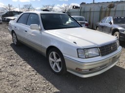 Used Toyota CROWN