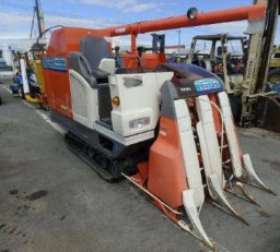 Used Kubota combine