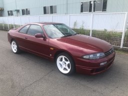 Used Nissan SKYLINE