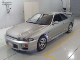 Used Nissan SKYLINE