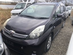 Used Toyota ISIS