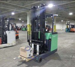 Used Toyota FORKLIFT