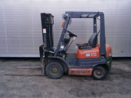 Used Toyota FORKLIFT