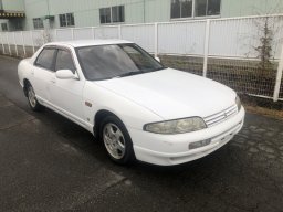 Used Nissan SKYLINE