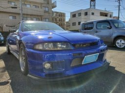 Used Nissan SKYLINE