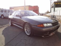 Used Nissan SKYLINE