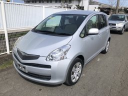 Used Toyota RACTIS