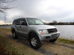 Used Mitsubishi PAJERO