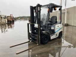 Used UNICARRIERS Forklift