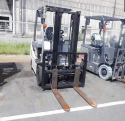 Used UNICARRIERS Forklift