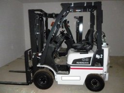 Used Nissan Forklift