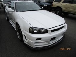 Used Nissan SKYLINE