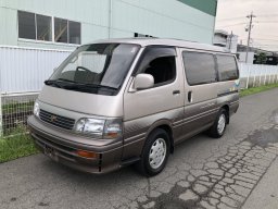 Used Toyota HIACE