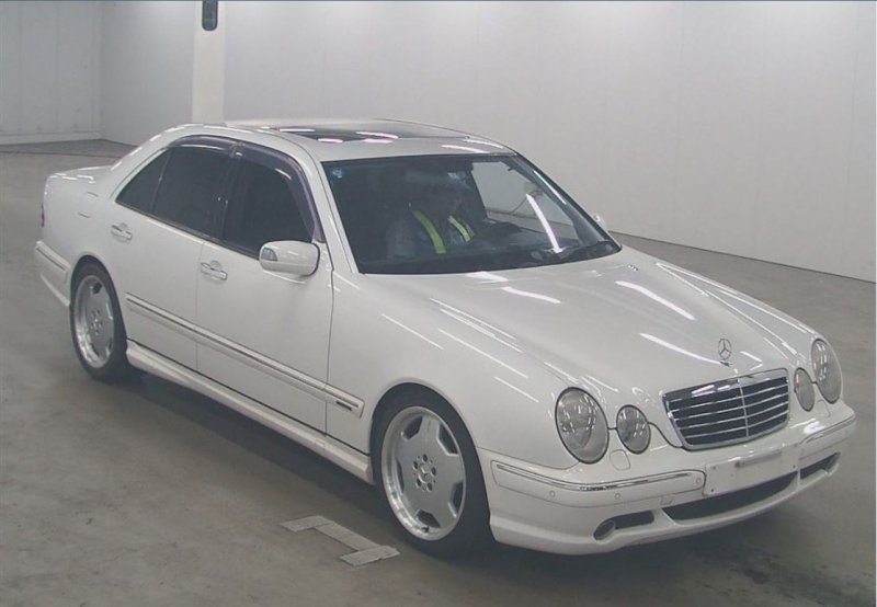 Мерседес e5 5 amg