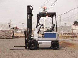 Used TCM FORKLIFT