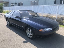 Used Nissan SKYLINE