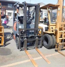 Used Toyota FORKLIFT