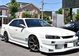 Used Nissan SKYLINE