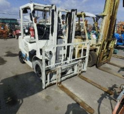 Used Sumitomo 2-ton forklift