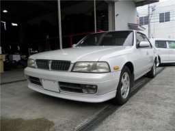 Used Nissan LAUREL