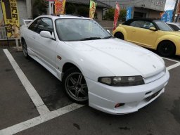 Used Nissan SKYLINE