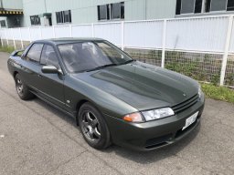 Used Nissan SKYLINE