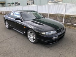 Used Nissan SKYLINE