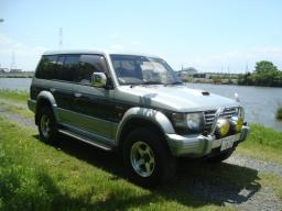 Used Mitsubishi PAJERO