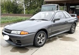 Used Nissan SKYLINE