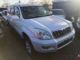 Used Toyota LAND CRUISER PRADO