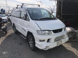 Used Mitsubishi DELICA SPACE GEAR