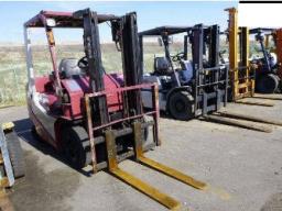 Used TCM 2.5ton　FORKLIFT